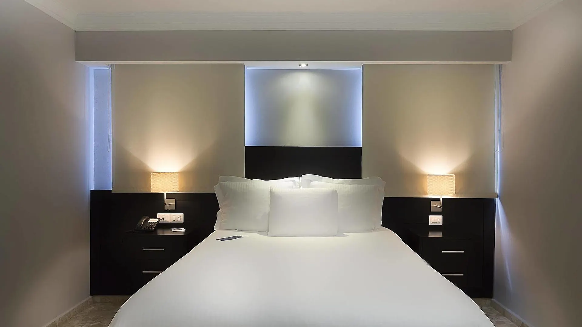 Plaza Florida Suites Санто-Доминго Отель
